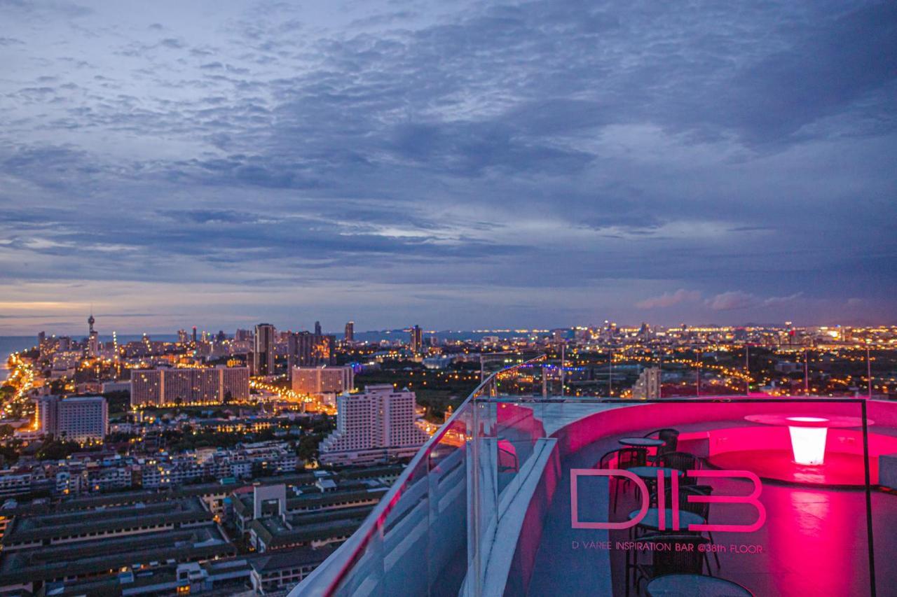 D Varee Jomtien Beach, Pattaya Екстер'єр фото View from the rooftop