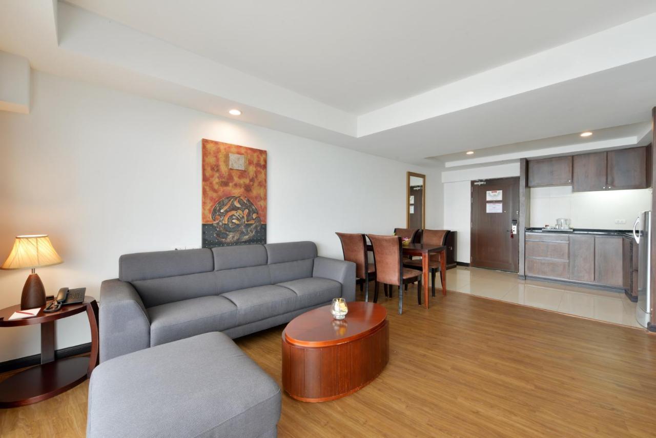 D Varee Jomtien Beach, Pattaya Екстер'єр фото A typical apartment at the Park Avenue