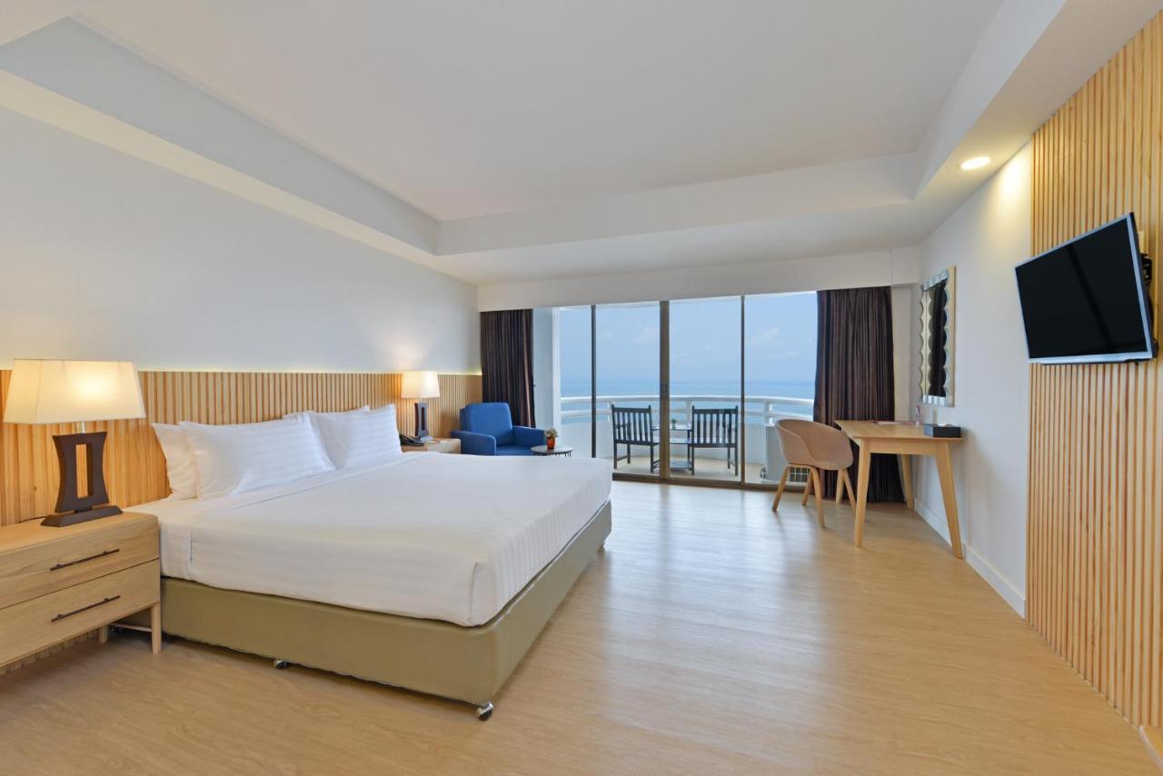 D Varee Jomtien Beach, Pattaya Екстер'єр фото