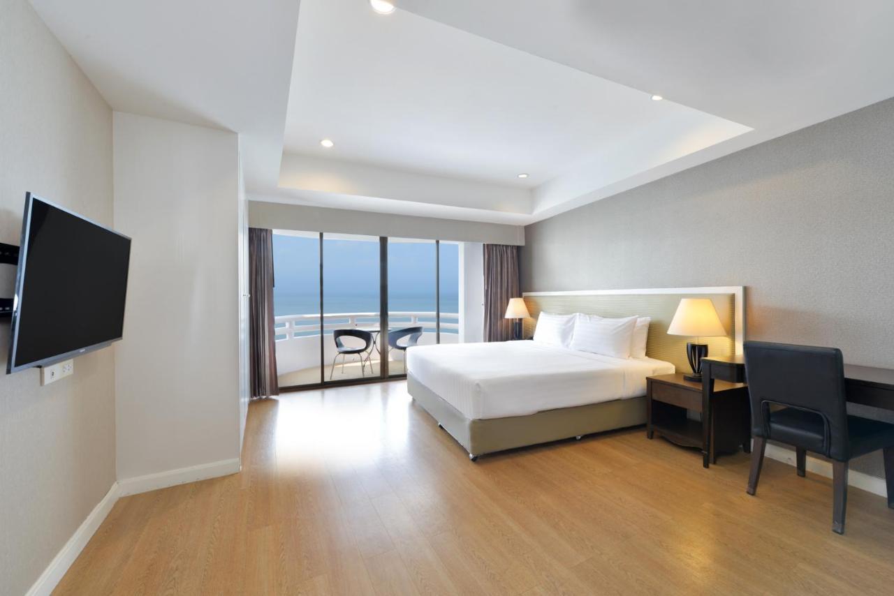 D Varee Jomtien Beach, Pattaya Екстер'єр фото