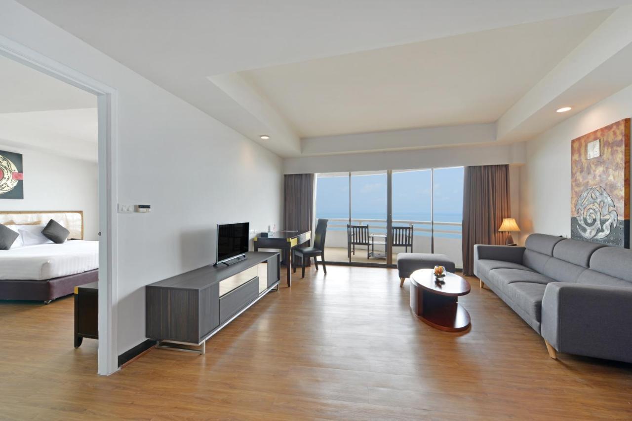 D Varee Jomtien Beach, Pattaya Екстер'єр фото Suite